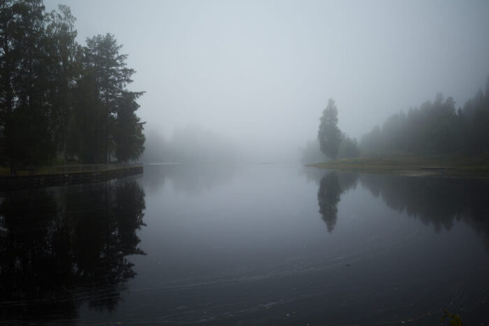 Morgondimma över Lagforsdammen